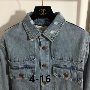 Gucci Women's Outwear 18